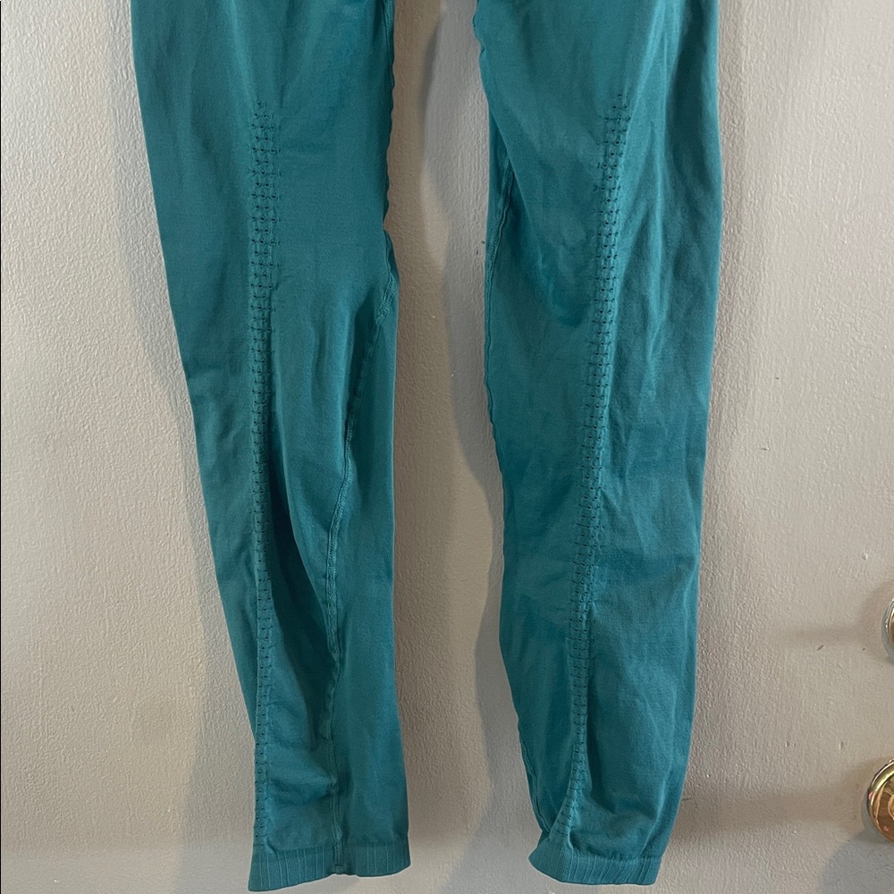 FP‎ Movement Good Karma Teal High-Waisted Leggings Size M/L - Picture 4 of 5